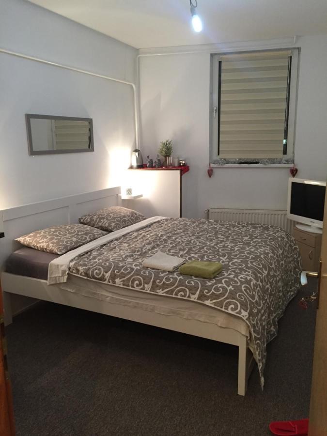 Hostel Lega House โอซีเยก ภายนอก รูปภาพ