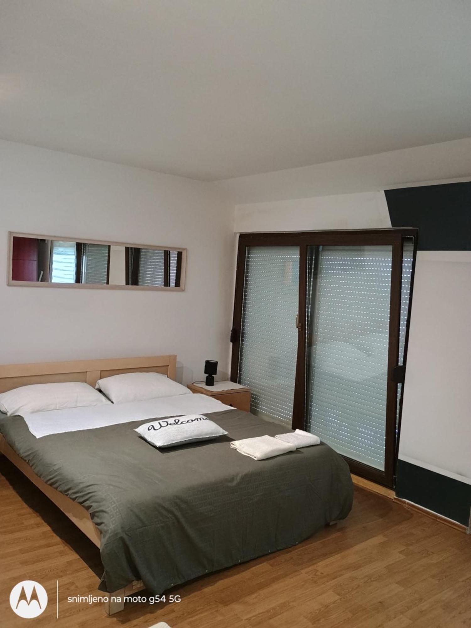 Hostel Lega House โอซีเยก ภายนอก รูปภาพ