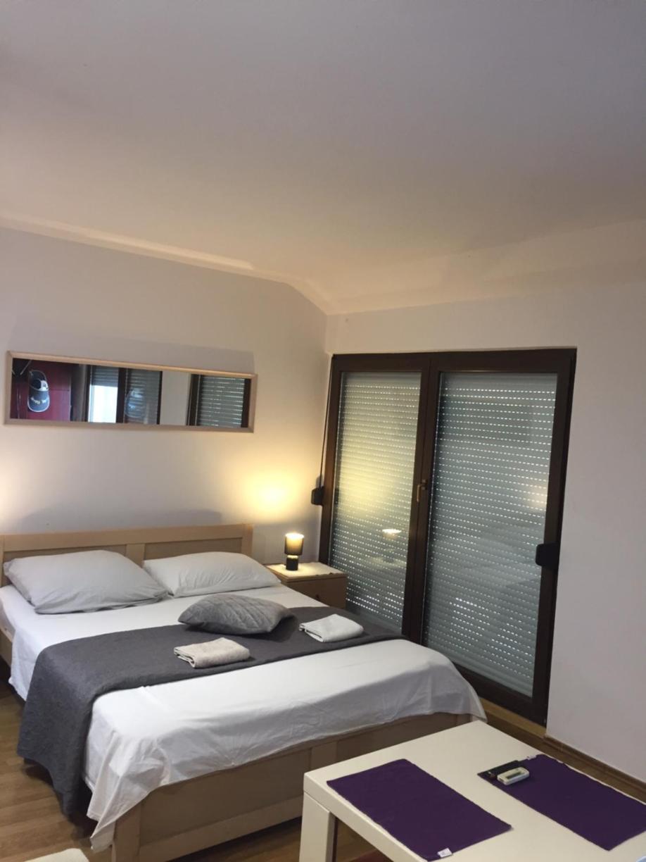 Hostel Lega House โอซีเยก ภายนอก รูปภาพ